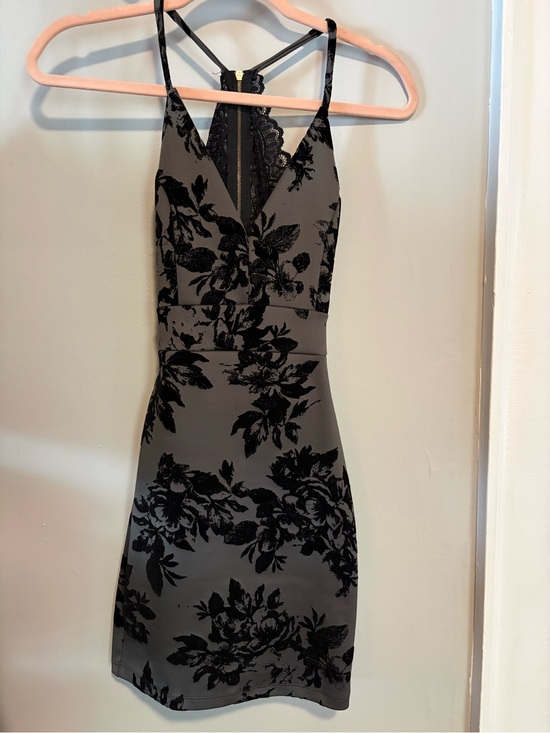Windsor Dresses & Skirts - Windsor Black Floral Flocked Gray Mini Dress